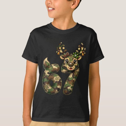 Funny 67 Christmas Holiday Camo Hunting Reindeer D T-shirt (Voorkant)
