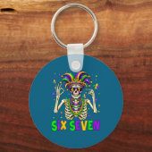 Funny 67 Mardi Gras Skeleton 6 7 Meme Mask Beads S Sleutelhanger (Voorkant)