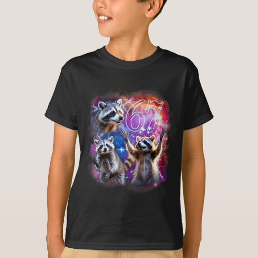 Funny 67 Meme Racoon Howling At The Moon Six Seven T-shirt (Voorkant)