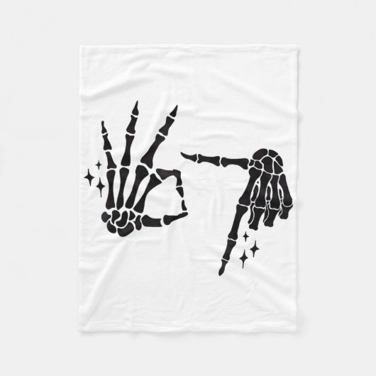 Funny 67 Meme Skeleton Hand 6 7 Halloween Six Seve Fleece Deken (Voorkant)