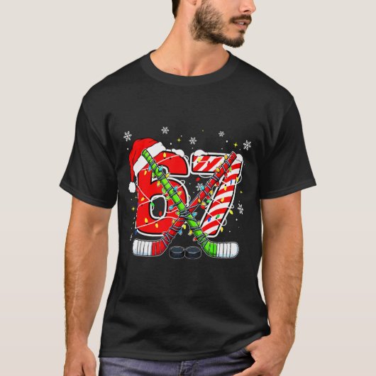 Funny 67 Santa Hat Candy Cane Ice Hockey Six Seven T-shirt (Voorkant)