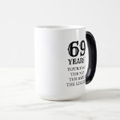 Funny 69th Birthday mok voor 69-jarige (Voorkant rechts)
