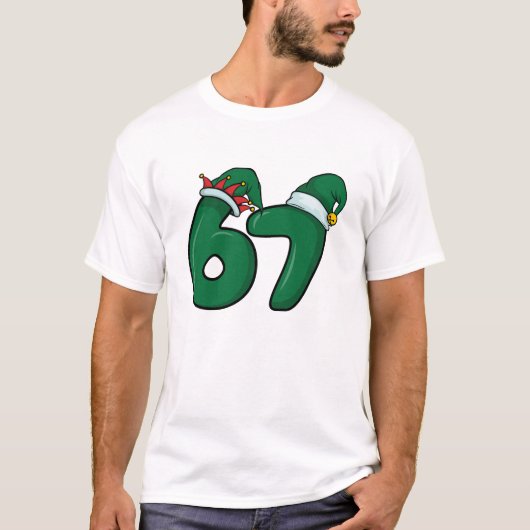Funny 6 7 Elves Hat Christmas T-shirt (Voorkant)