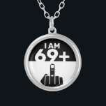 Funny 70th Birthday Gift, 69 plus één Zilver Vergulden Ketting<br><div class="desc">Een 69 plus één zilveren Ketting zou een uniek en humoristisch geschenk zijn voor iemand die 70 jaar oud wordt. Het "69 plus één"ontwerp van de peddel speelt op de leeftijd van de verjaardagspersoon, met het schaakbordpatroon toevoegend een leuk en playful element. Funny 70th Birthday Gift, 69 Plus één 70ste...</div>
