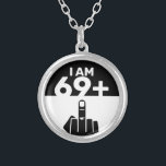 Funny 70th Birthday Gift, 69 plus één Zilver Vergulden Ketting<br><div class="desc">Een 69 plus één zilveren Ketting zou een uniek en humoristisch geschenk zijn voor iemand die 70 jaar oud wordt. Het "69 plus één"ontwerp van de peddel speelt op de leeftijd van de verjaardagspersoon, met het schaakbordpatroon toevoegend een leuk en playful element. Funny 70th Birthday Gift, 69 Plus één 70ste...</div>