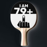 Funny 80th Birthday Gift, 79 plus één Tafeltennisbatje<br><div class="desc">Een 79 plus één pingpongpeddel zou een uniek en grappig cadeau zijn voor iemand die 80 jaar oud wordt. Het "79 plus één"-ontwerp van de peddel speelt op de leeftijd van de verjaardagspersoon, met het schaakbordpatroon dat een leuk en speels element toevoegt. De 79 Plus One Checker Pickleball Paddle is...</div>