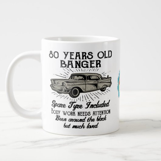Funny 80th Birthday Retro Car Banger Add Name Date Grote Koffiekop (Links)