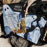 Funny Adult Ghost Sheet-face Halloween Party Kaart<br><div class="desc">Nodig vrienden en familie uit voor een leuke tijd deze Halloween met deze grappige, volwassen Halloween uitnodiging. Het ontwerp bevat een rustige achtergrond, de titel: 'Laten we het blad in de gaten houden!', een waterverf geest (gemaakt van een vel), een serie alcoholische dranken en een moderne sjabloon die gemakkelijk te...</div>