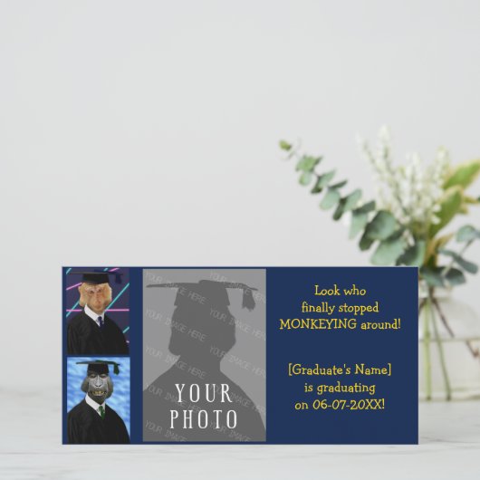Funny Afstuderen Monkeys Personaliserend Afstudeer Aankondiging (Staand voorkant)