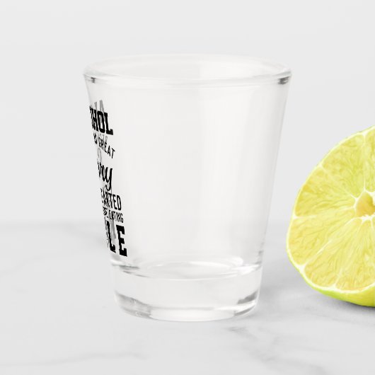 Funny Alcohol Versus Kale Quote Text Shot Glas (Rechts)