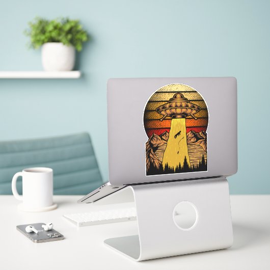 Funny Alien UFO Fisherman Abduction Sticker (Laptop op bureau)