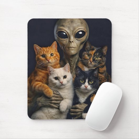 Funny Alien with Cats Renaissance Art Muismat (Met muis)