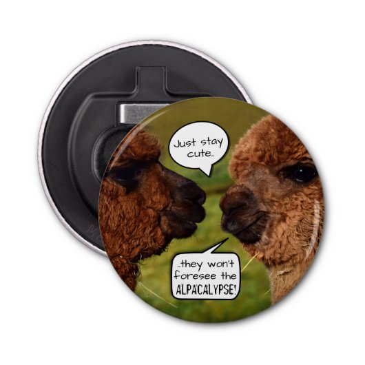 Funny Alpacalypse Scheming Button Flesopener (Voorkant)