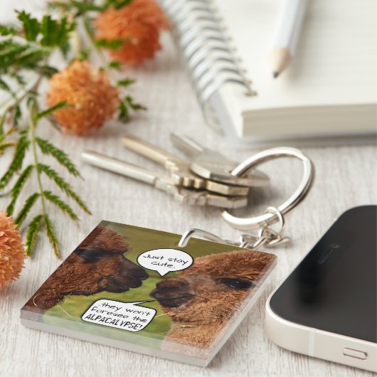 Funny Alpacalypse Scheming Sleutelhanger (Voorkant Rechts)