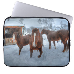 Funny Amoureuze Stallion en Reluctant Mare Horses Laptop Sleeve