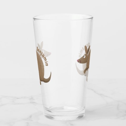 Funny armadillo happy cartoon illustratie glas (Links)