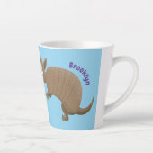 Funny armadillo happy cartoon illustratie latte mok (Rechts)