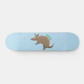 Funny armadillo happy cartoon illustratie persoonlijk skateboard (Horizontaal)