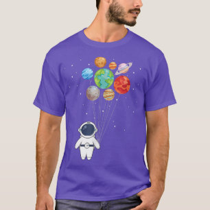 Funny Astronaut met planeten in handgalaxy-ruimte T-shirt