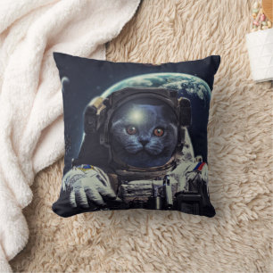 Funny Astronaut Shorthair Cat in Space Kussen