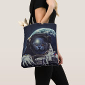 Funny Astronaut Shorthair Cat in Space Tote Bag (Dichtbij)