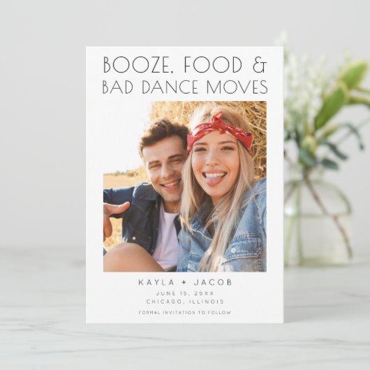 Funny Bad Dance Moves Photo Wedding Save the Date Aankondiging (Staand voorkant)