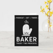 Funny Baker Trust The Process Baking Motivation Kaart (Gele Bloem)