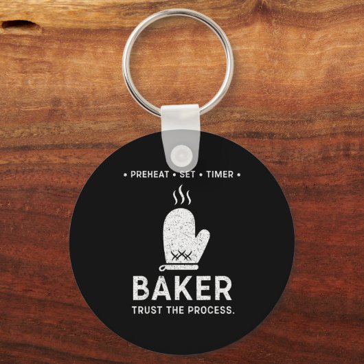 Funny Baker Trust The Process Baking Motivation Sleutelhanger (Voorkant)