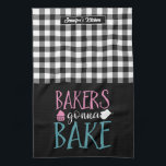 Funny Baking Bakers Gonna Bake Black White Pset Theedoek<br><div class="desc">Grappig en cool keukenhanddoek om het koken leuker te maken. Gepersonaliseerd geschenk voor familie en vrienden die graag koken, bakken en een nieuw recept proberen in de keuken. Pas de formulering aan zodat deze bij uw gelegenheid past. U kunt het Hulpmiddel van het Ontwerp gebruiken om het doopvonttype, de doopvontkleur...</div>