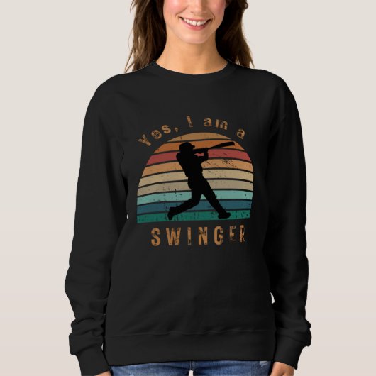 Funny Baseball Design (Yes, I am a swinger) retro Trui (Voorkant)