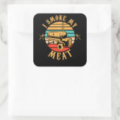 Funny BBQ Lover Gifts | Ik rook mijn vleesmoer BBQ Vierkante Sticker (Tas)