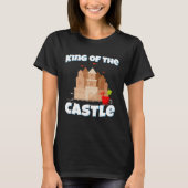 Funny Beach Tshirt King of the Castle Sand Castle  (Voorkant)