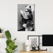 Funny Bear Bathroom Print, Toilet Newspaper Poster (Thuiskantoor)