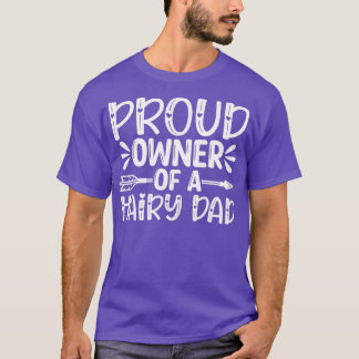Funny Beard geeft proud eigenaar van een hairy pap T-shirt
