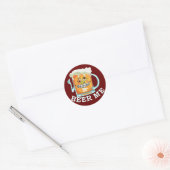 Funny Beer Me Ronde Sticker (Envelop)