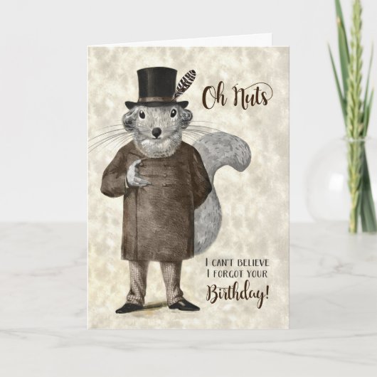 Funny Belated Birthday Squirrel in een Suit en Pet Kaart (Voorkant)