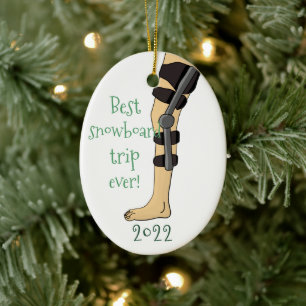 Funny Best snowboard trip ooit! Knee Brace Keramisch Ornament