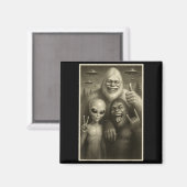 Funny Bigfoot, Alien, &amp; Yeti Sasquatch Rock On Magneet (Voorkant / Achterkant)