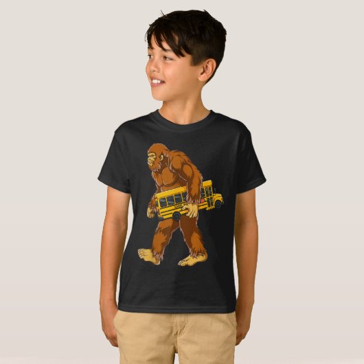 Funny Bigfoot Bus Driver Sasquatch School Bus Love T-shirt (Voorkant volledig)