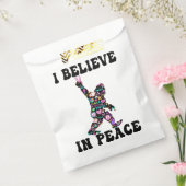 Funny Bigfoot geloof ik in vrede Bedankzakje (Gezegeld)