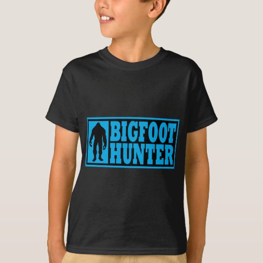 Funny BIGFOOT HUNTER Shirt - Vindend Bigfoot Gear (Voorkant)