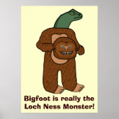 Funny Bigfoot Loch Ness Monster Poster (Voorkant)
