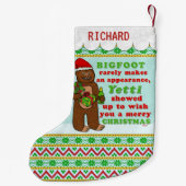 Funny Bigfoot Merry Kerstmis Sasquatch Pun Kleine Kerstsok (Achterkant)