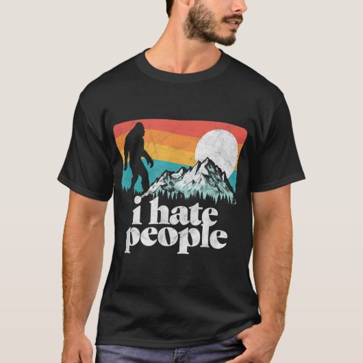 Funny Bigfoot Retro Mountain Design T-shirt (Voorkant)