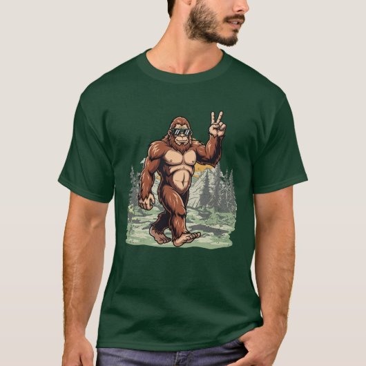 Funny Bigfoot Wearing Sunglasses Forest Design T-shirt (Voorkant)