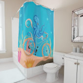 Funny Bike Riding onder het Zee Octopus Douchegordijn (In situ)