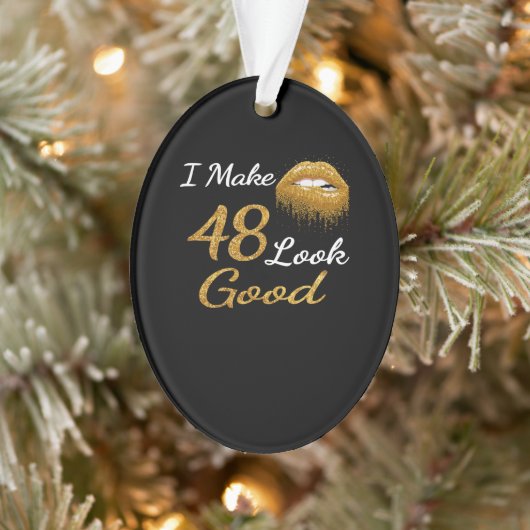 Funny Birthday | Ik laat 48 er goed uitzien Ornament (Boom)