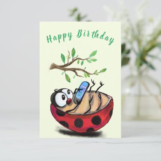 Funny Birthday Kaart Happy Ladybug met telefoon (Staand voorkant)
