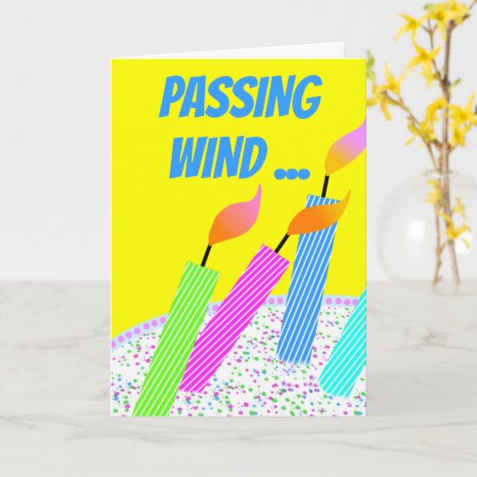 Funny Birthday Passing Wind met Sideways Kandles Kaart (Gele Bloem)
