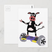 Funny Black and White Cow op het bord Briefkaart (Voorkant / Achterkant)